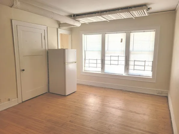 1303 Cass, 1303 N Cass St APT 207, Milwaukee, WI 53202