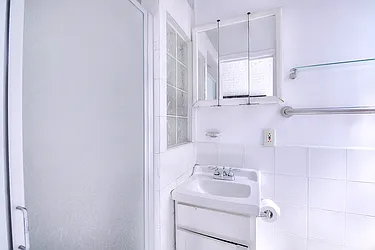 Rented by Urbane Brokerage