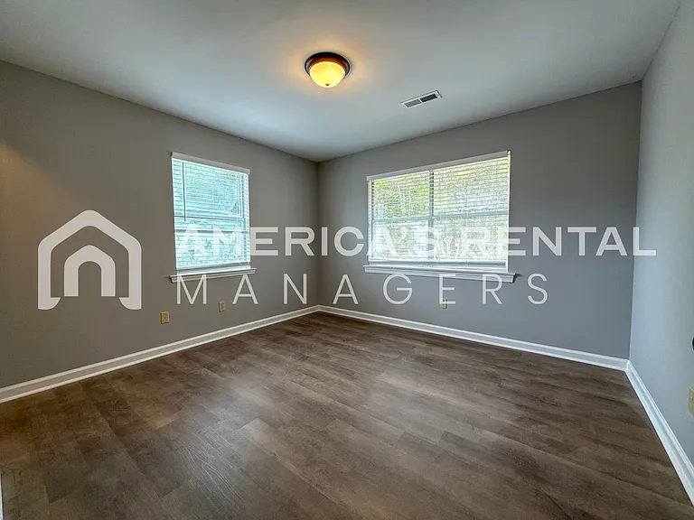 430 Canterbury Rd #F — Photo 10