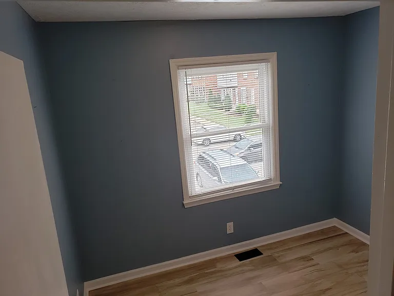 207 Hedgewood Ct — Photo 18