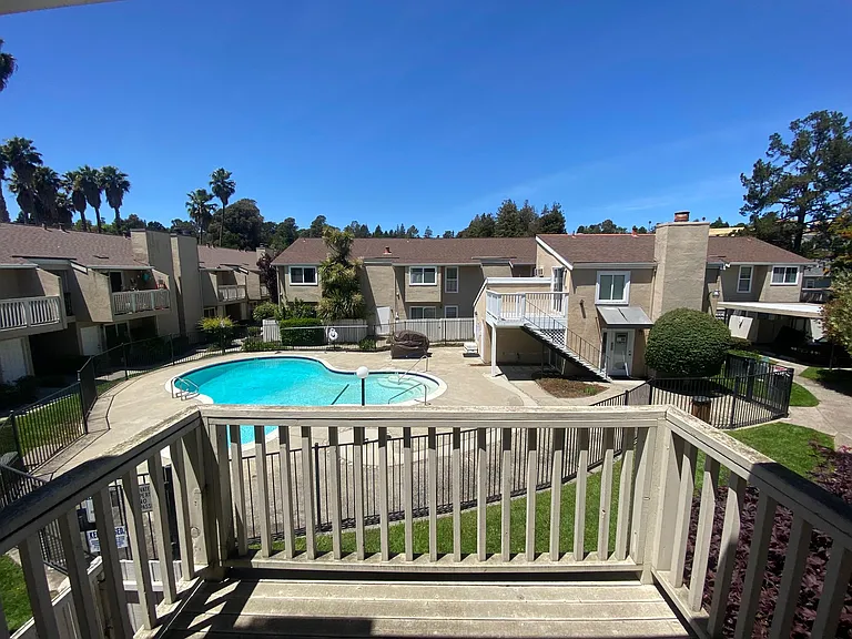 4750 Appian Way #60 — Photo 29