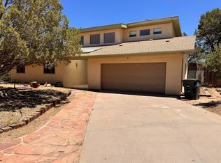 10 Chaco St, Los Alamos, NM 87544