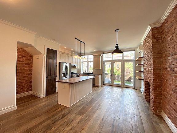5th image of 89 Somers St #1
