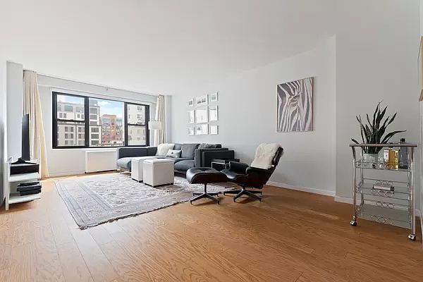 1st image of 85 Livingston St APT 8D