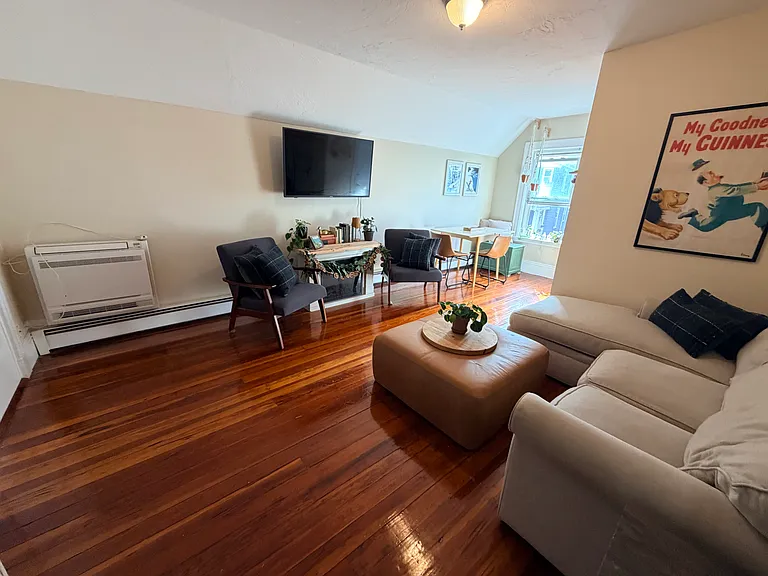 23 Forest Hills St #3 — Photo 4