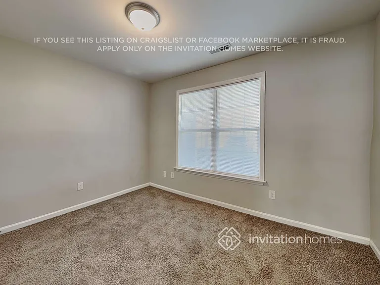 101 Blackthorne Ct — Photo 14