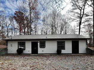 2110 Buck Smith Rd, Palmyra, TN 37142