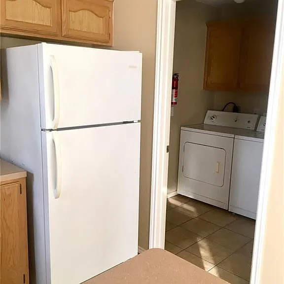 812 N Cross Ln #4 — Photo 13