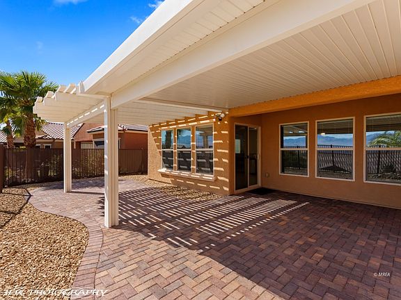 4th image of 591 Bridle Path Cir