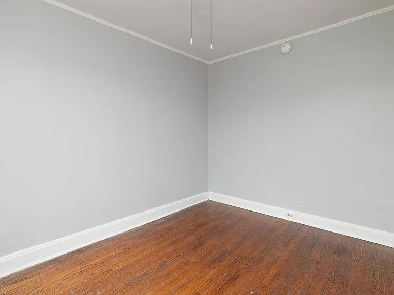 2805 Digby Ave — Photo 16