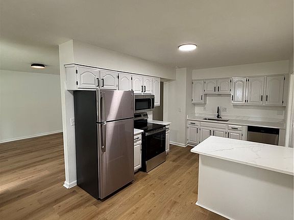 2nd image of 3650 Teaberry Dr