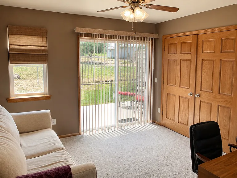 1203 Silverbrook Ln — Photo 12