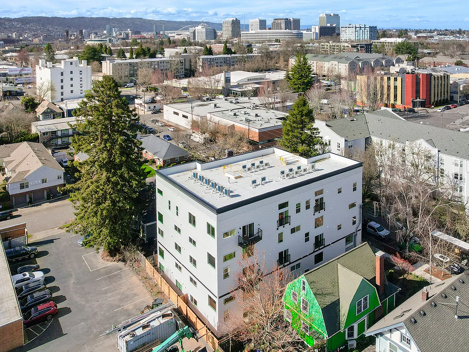 Now Leasing! Redwood Lofts! 2 Bedroom 2 Bath Available! — Photo 2