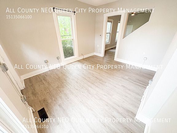 3rd image of 86 Vine St #86