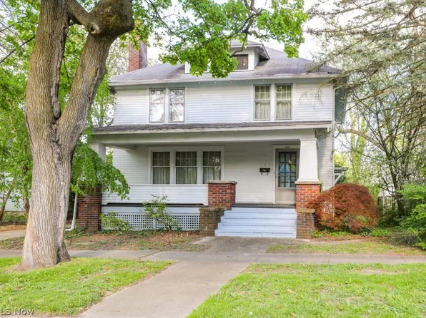 166 N Walnut St, Ravenna, OH 44266