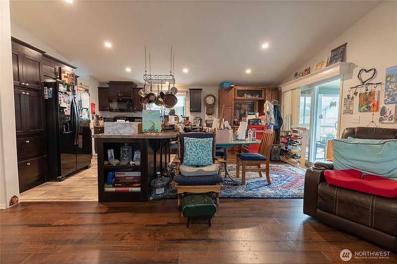 3rd image of 41 Johnson Road