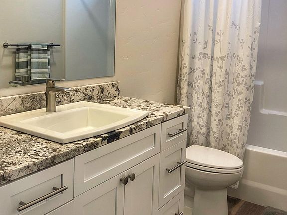 giest bathroom