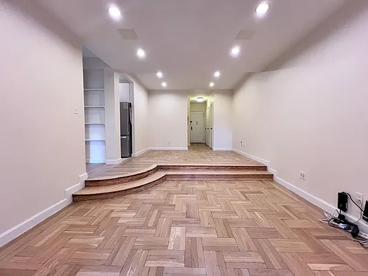 205 West 15th Street #5M