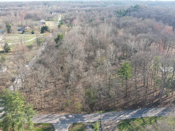 2027 Schlensker Rd, Evansville, IN 47725