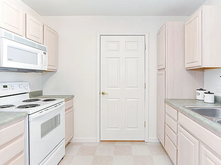 Galley Kitchens with Full Size Appliances