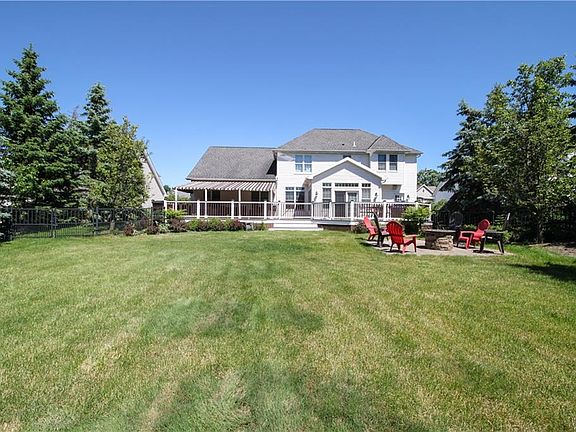 5th image of 17 Krantz Ln