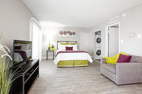 Stonegate Furnished Apartments — Photo 31