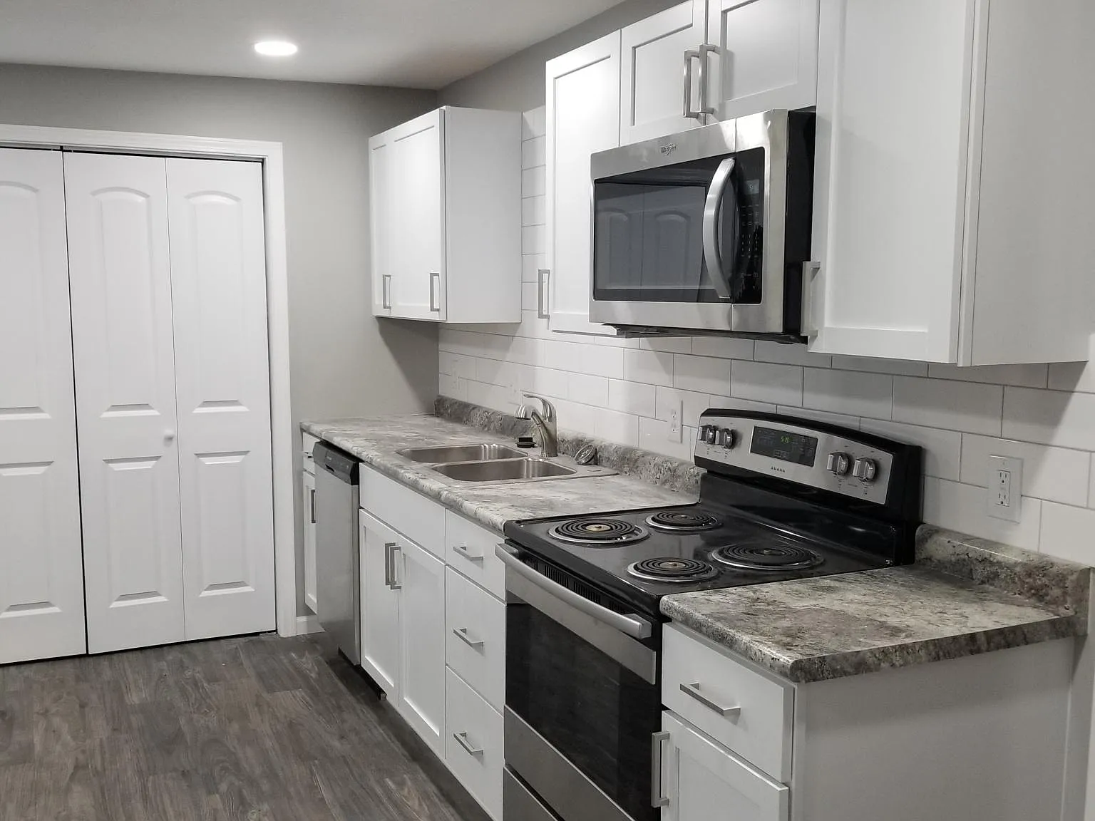 2 bed, 760 sqft, $1,150 — Photo 1
