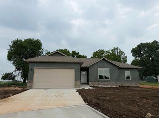 36 Whitley Lane, Monett, MO 65708