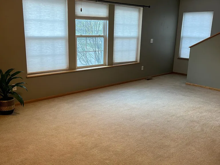 1223 SE Village View Ln — Photo 7