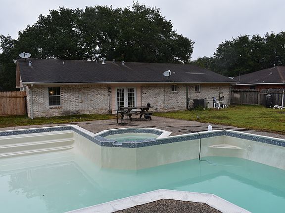 4th image of 1904 Tupperlake Ln