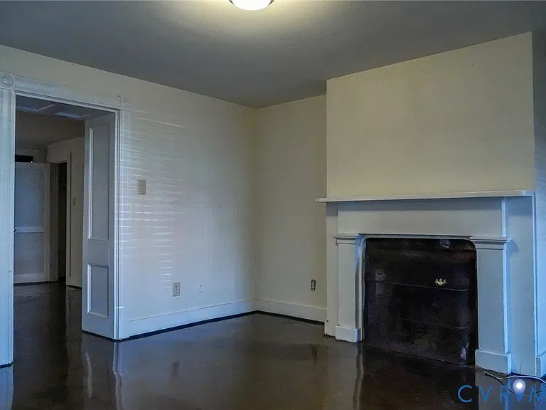 407 W Clay St #A — Photo 6