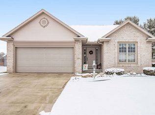 3307 Village Ct, Goshen, IN 46528