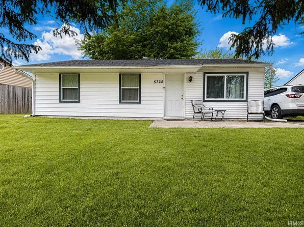 5725 Council Ring Blvd, Kokomo, IN 46902