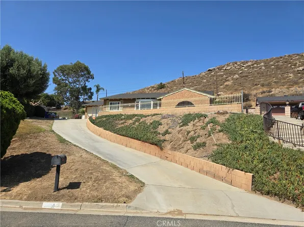 5435 Pinto St, Riverside, CA 92509
