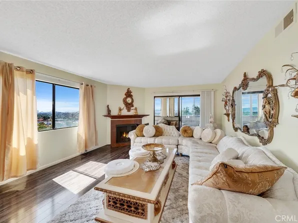 1460 E Willow St Unit 112, Signal Hill, CA 90755