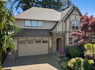 11694 SE Aerie Crescent Rd, Happy Valley, OR 97086