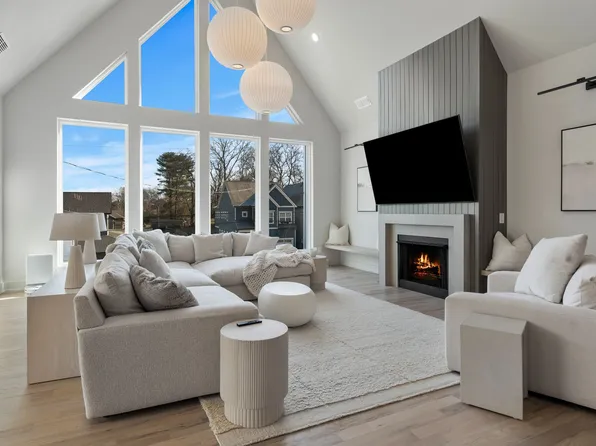 1524 Dugger Dr, Nashville, TN 37206