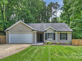 5179 Poplar Glen Dr, Matthews, NC 28104