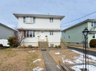 483 Hobson Ave, Saddle Brook, NJ 07663