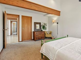 334 E Butler Ln, Ashland, OR 97520