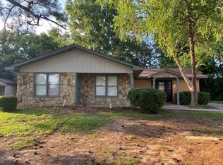 304 Tumbleweed Cir, Centerville, GA 31028