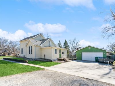212 Market Ave NW, Mitchellville, IA, 50169