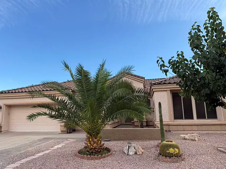 7262 W Quail Ave — Photo 2