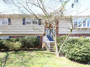 16 Rath Ln, East Brunswick, NJ 08816