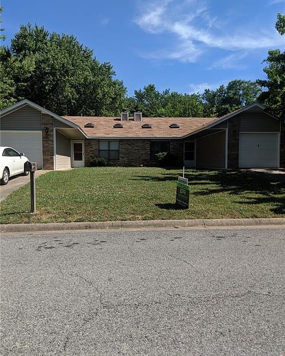 2nd image of 1323 W Lela St