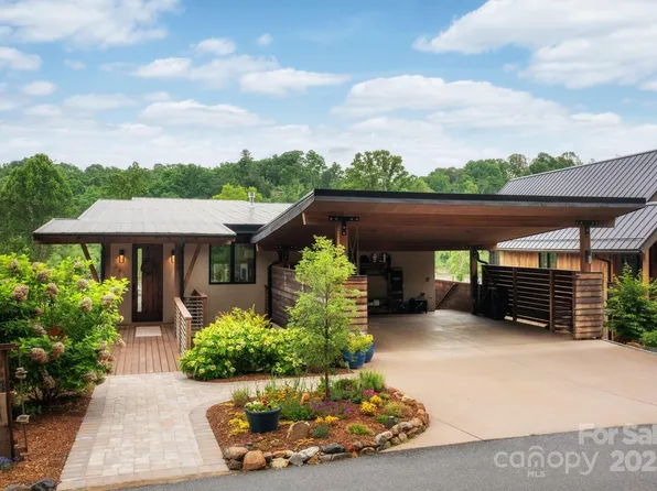 34 River Run, Asheville, NC 28804