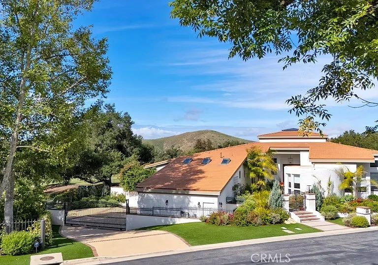 4514 Rayburn St — Photo 2
