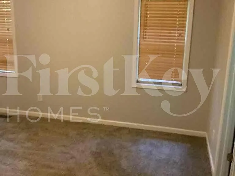 6550 Remington Dr — Photo 10