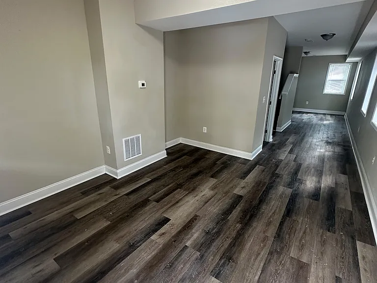 4125 Potter St — Photo 2