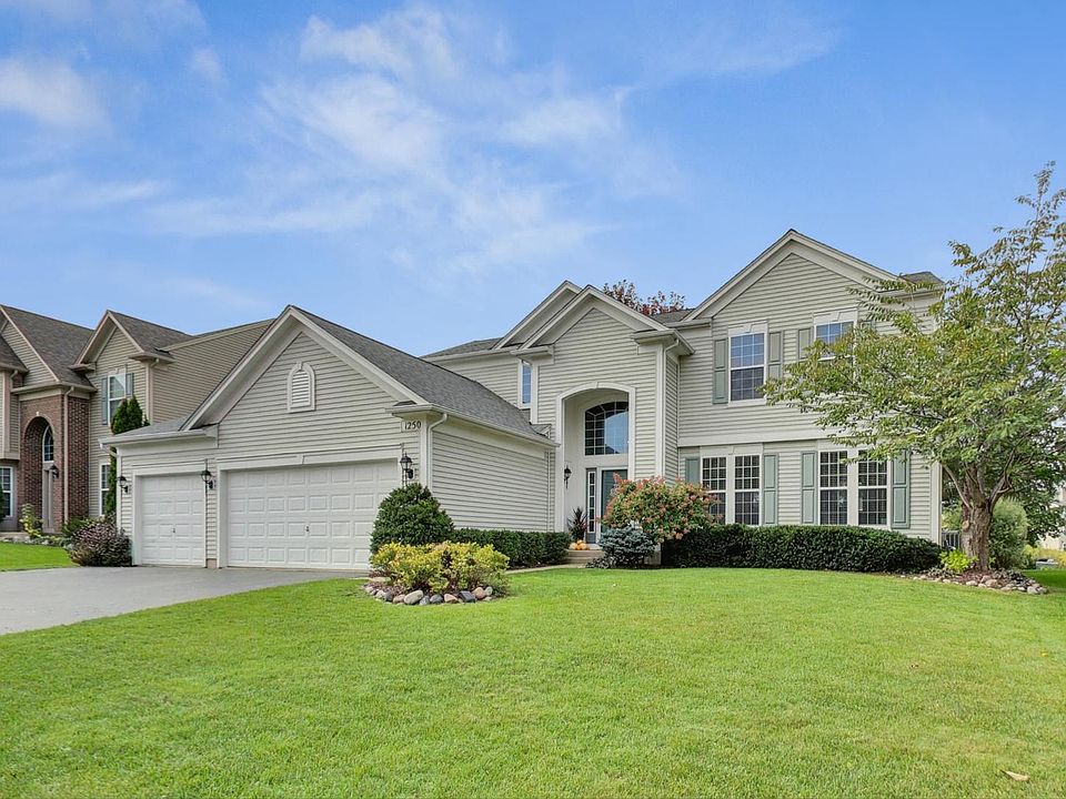 1st image of 1250 Goldfinch Ln